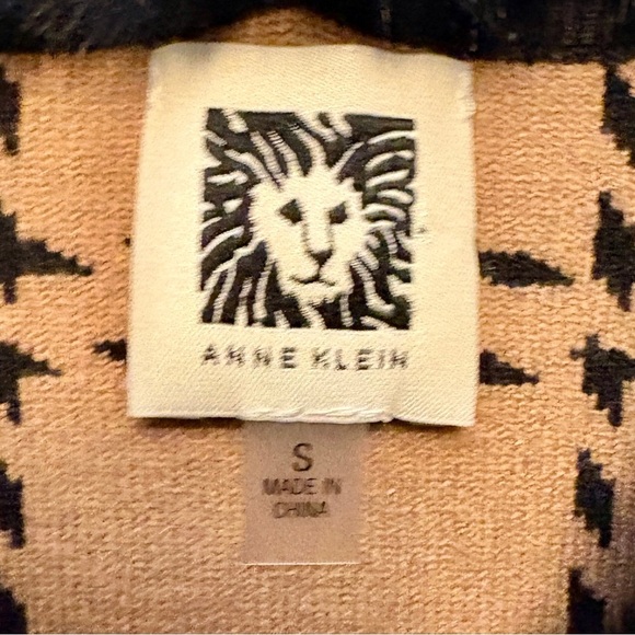 ANNE KLEIN Faux Fur Detachable Collar Plaid Knit Coat, Womens size Small - Picture 4 of 16